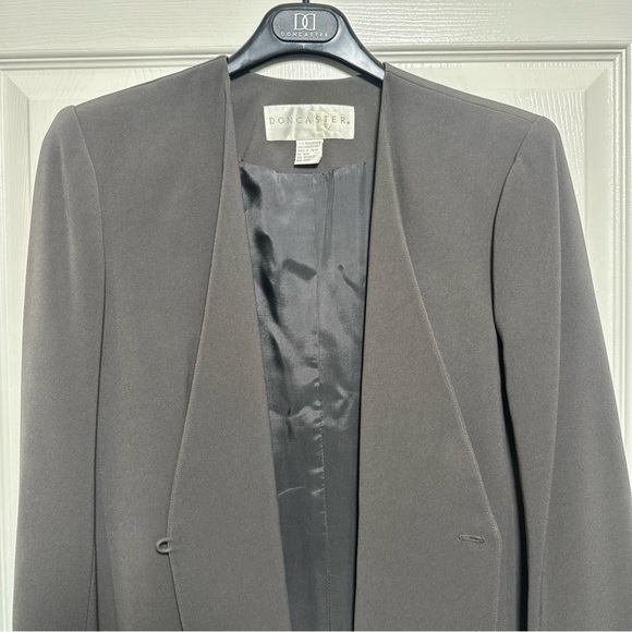 Doncaster Gray Blazer Tailored Collarless Design - Picture 3 of 9